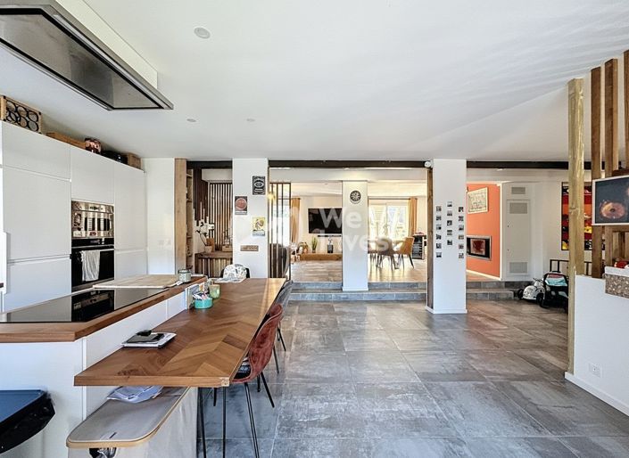 Image No.3-4 Bed House for sale