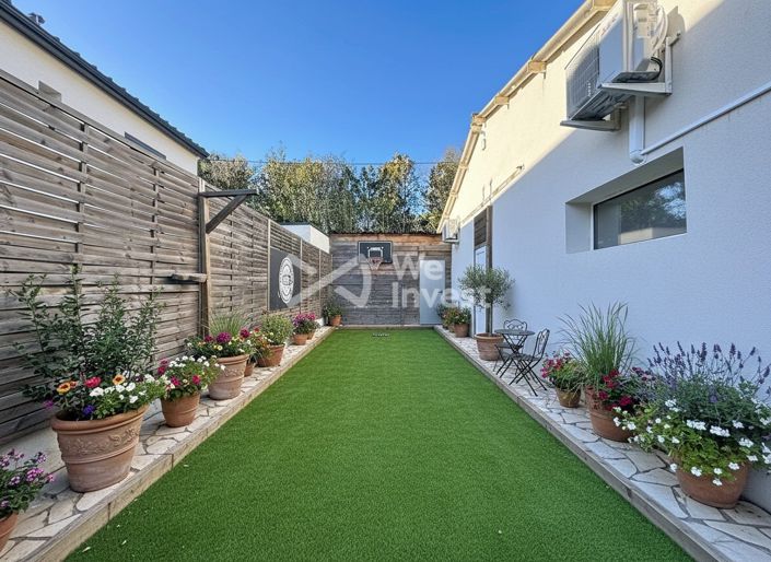 Image No.8-4 Bed House for sale