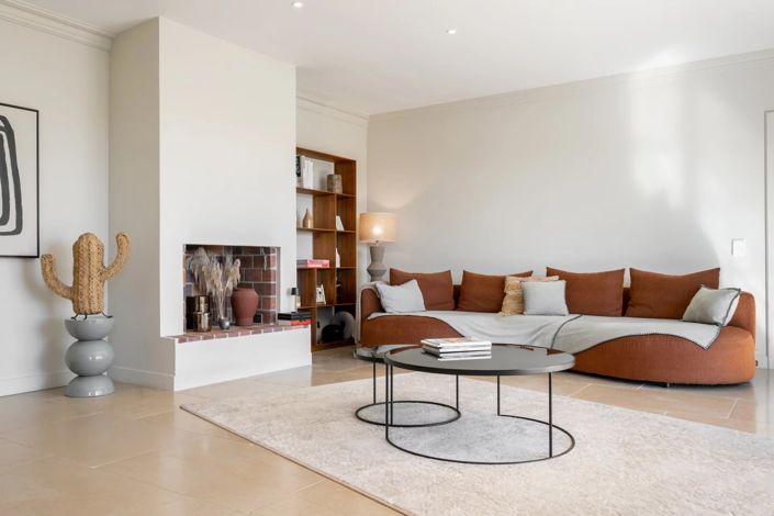 Image No.6-4 Bed House for sale