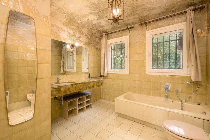 Image No.9-4 Bed House for sale