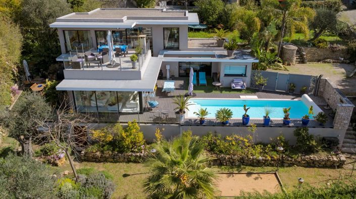 Image No.10-3 Bed House for sale