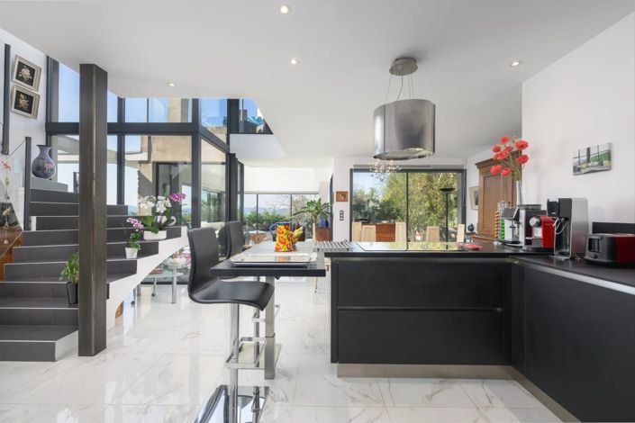 Image No.4-3 Bed House for sale