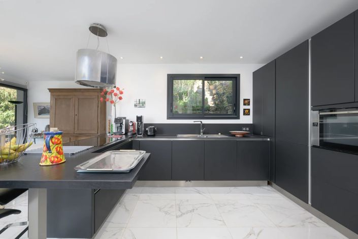 Image No.5-3 Bed House for sale