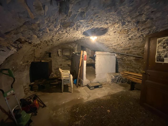 Image No.16-3 Bed House for sale