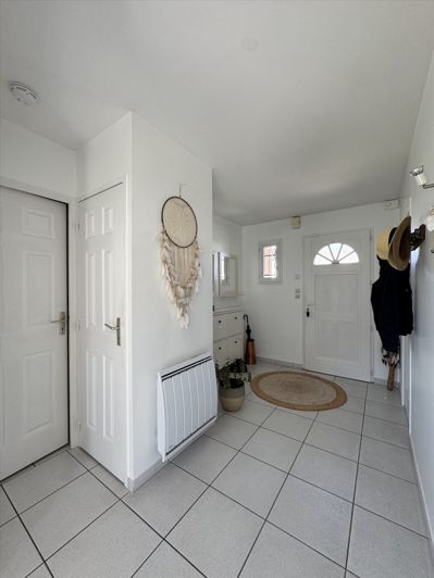 Image No.16-3 Bed House for sale