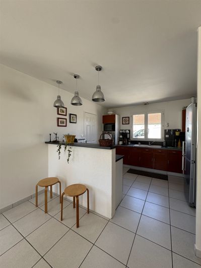 Image No.5-3 Bed House for sale