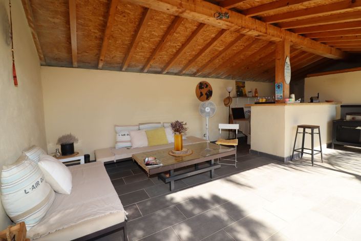 Image No.10-4 Bed House for sale