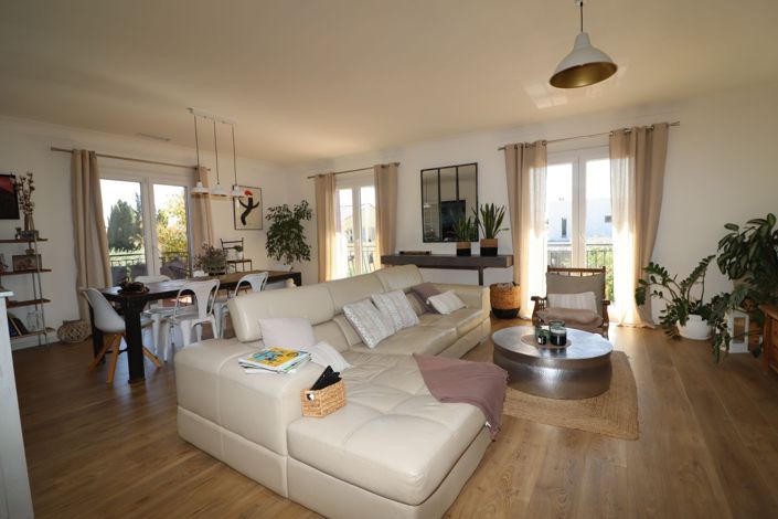 Image No.11-4 Bed House for sale