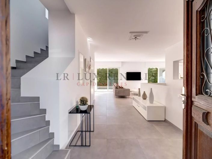 Image No.3-Maison de 4 chambres à vendre à Antibes