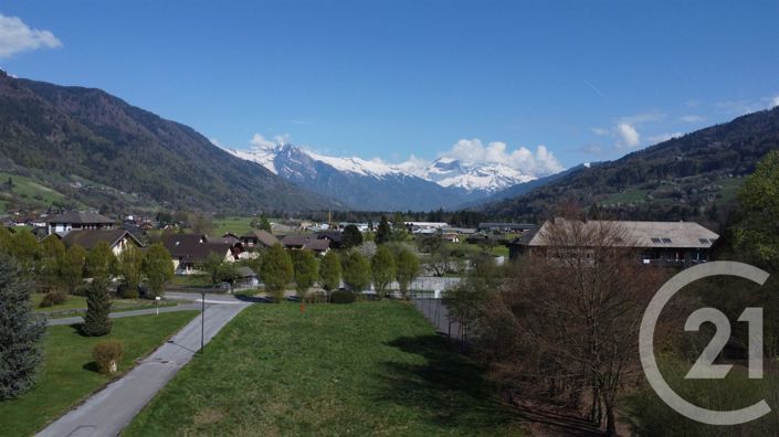 Image No.15-4 Bed House for sale