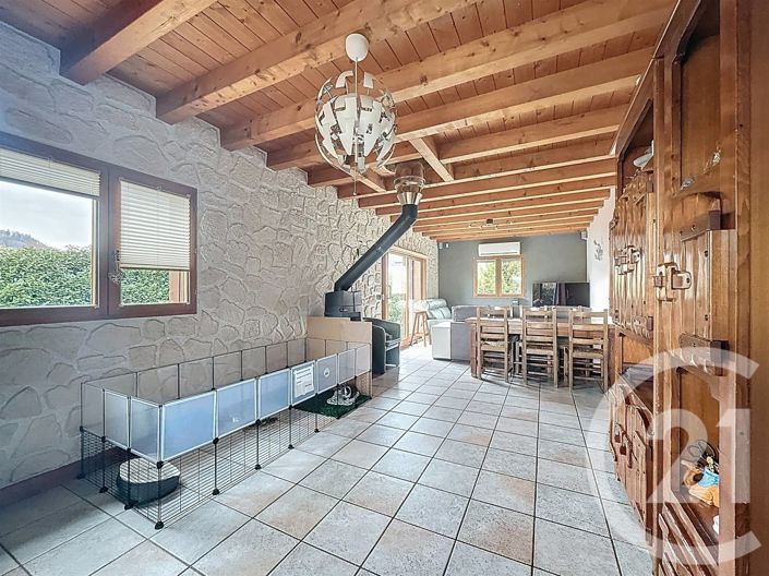 Image No.7-4 Bed House for sale