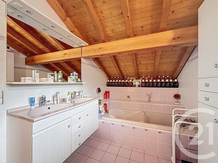 Image No.9-4 Bed House for sale