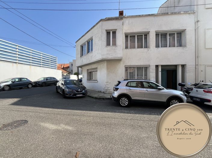 Image No.2-4 Bed House for sale