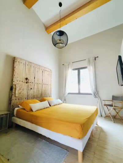 Image No.16-6 Bed House for sale