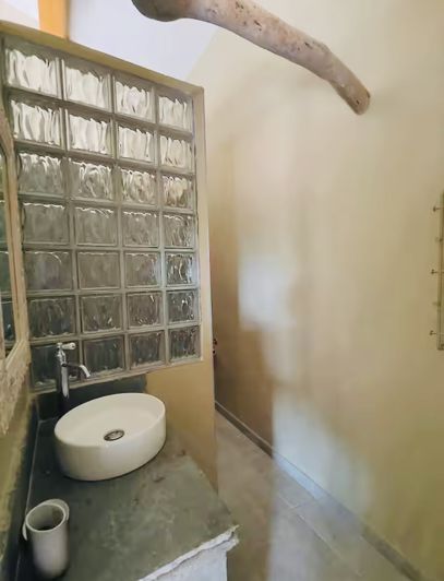 Image No.21-6 Bed House for sale