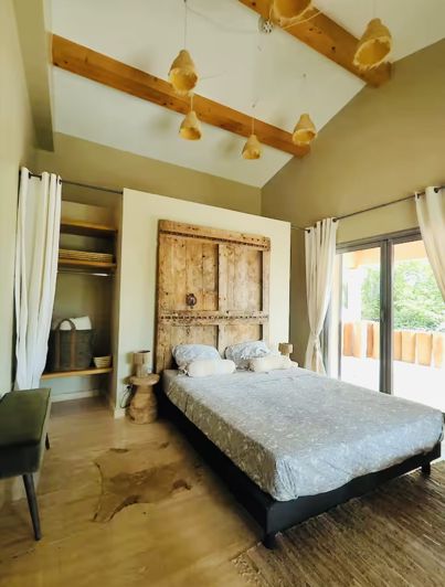 Image No.23-6 Bed House for sale