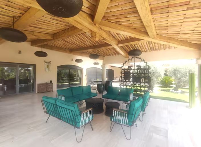 Image No.7-6 Bed House for sale