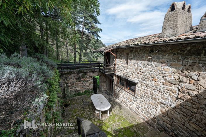 Image No.2-4 Bed House for sale