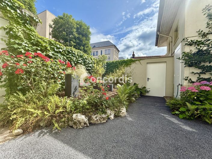 Image No.17-3 Bed Apartment for sale