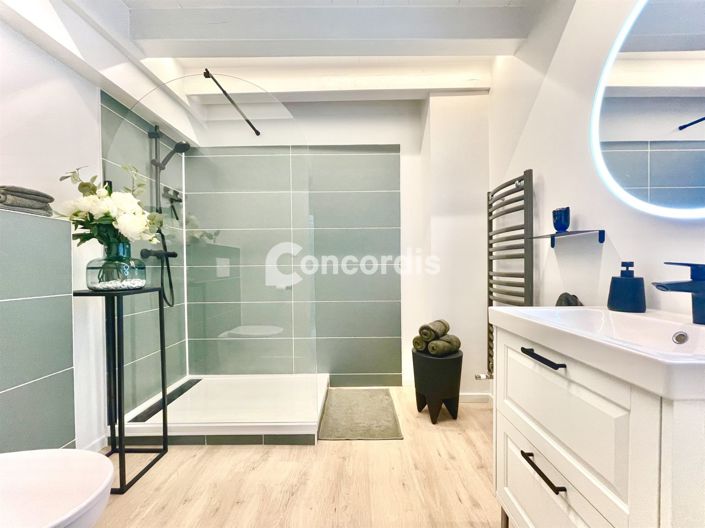 Image No.9-3 Bed Apartment for sale