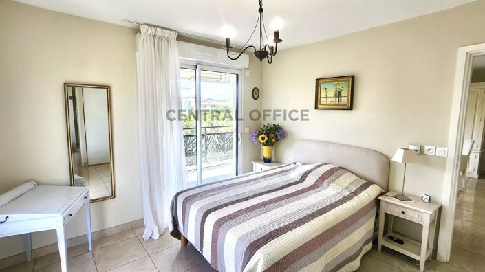 Image No.5-Apartment for sale