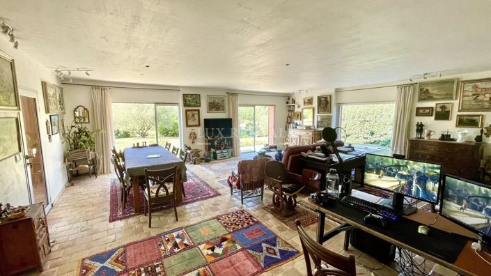 Image No.11-House for sale