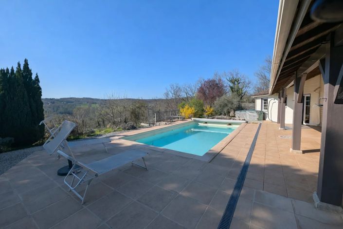 Image No.13-5 Bed House for sale