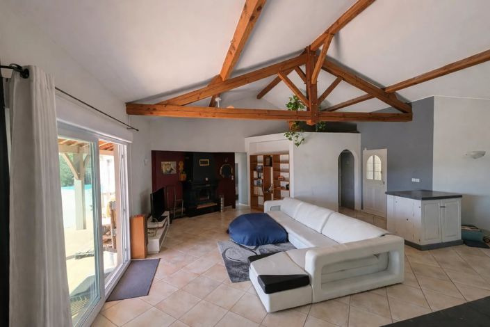 Image No.14-5 Bed House for sale