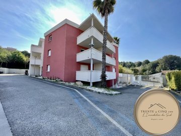 1 - Béziers, Apartment