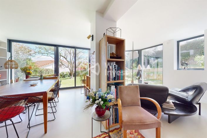 Image No.3-Maison de 4 chambres à vendre à Marnes-la-Coquette