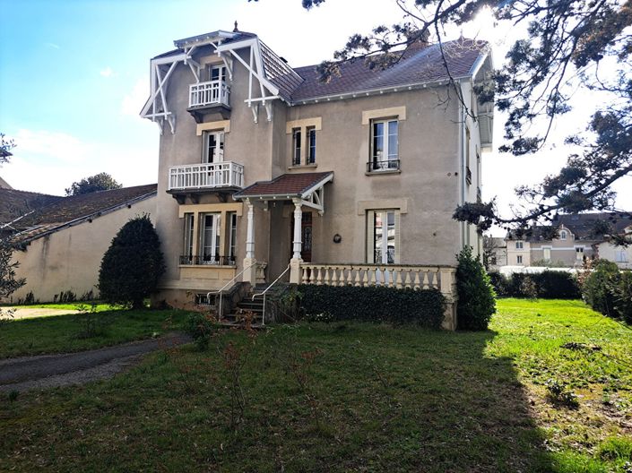 Image No.2-4 Bed House for sale