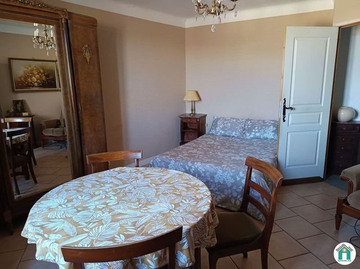 Image No.10-5 Bed House for sale