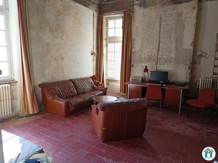 Image No.6-5 Bed House for sale