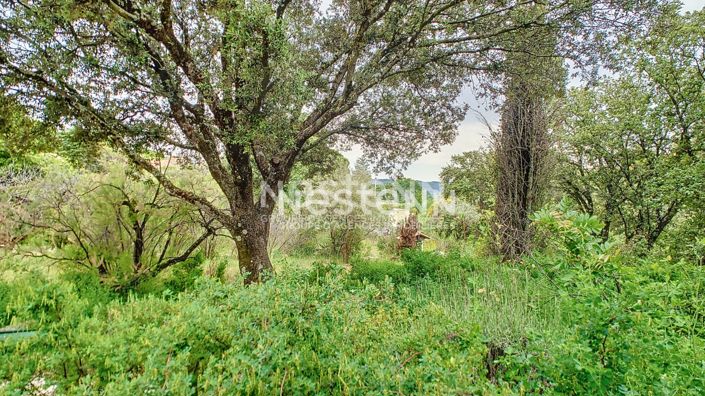 Image No.2-4 Bed House for sale