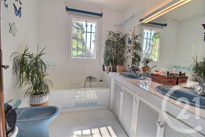 Image No.17-Maison de 3 chambres à vendre à Roquefort-les-Pins