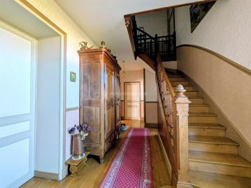 1 - Neufchâteau, House
