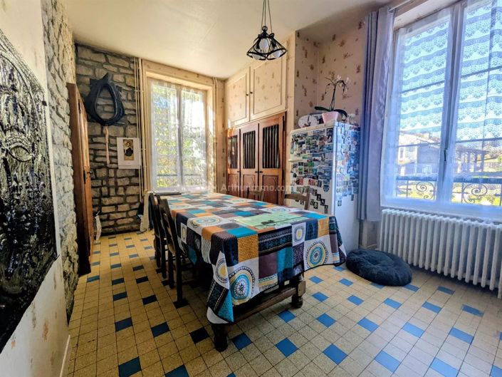 Image No.6-5 Bed House for sale
