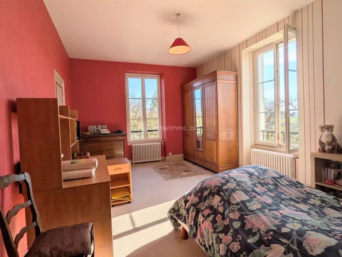 Image No.9-5 Bed House for sale