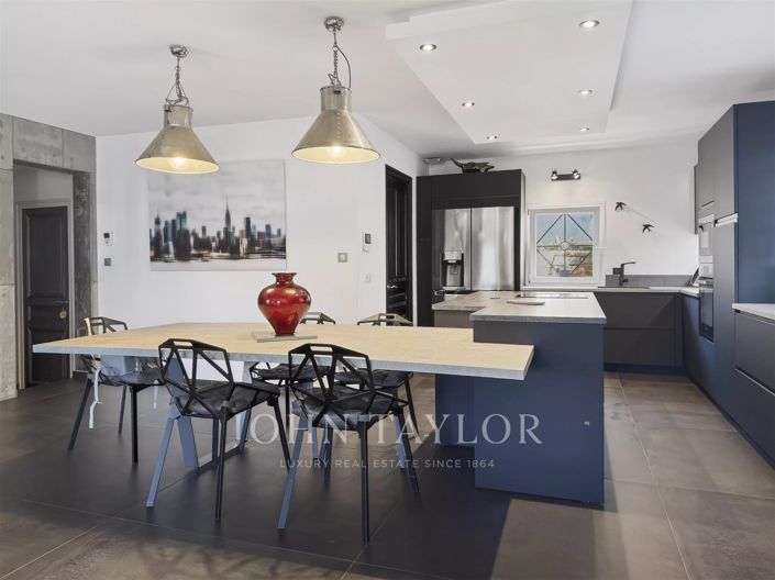 Image No.5-House for sale