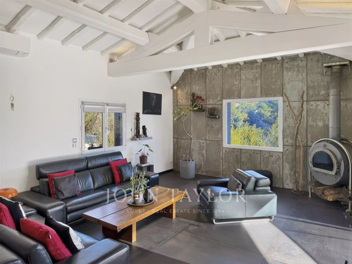 Image No.8-House for sale