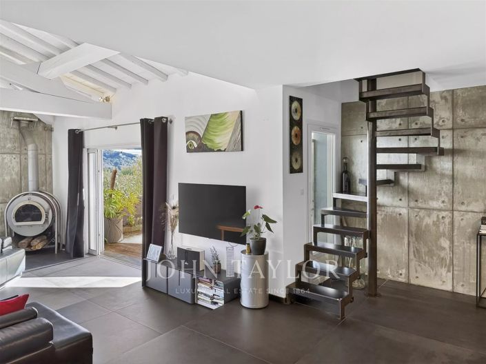 Image No.9-House for sale