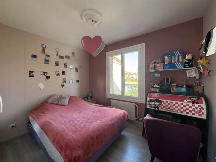 Image No.8-4 Bed House for sale