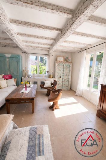 Image No.4-2 Bed House for sale