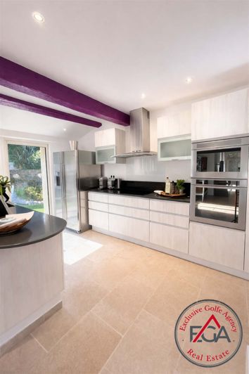 Image No.6-2 Bed House for sale