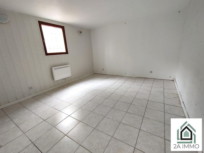 Image No.12-3 Bed House for sale