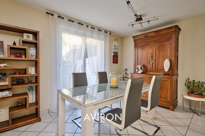 Image No.2-3 Bed House for sale