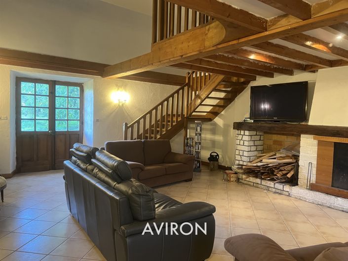 Image No.5-5 Bed House for sale