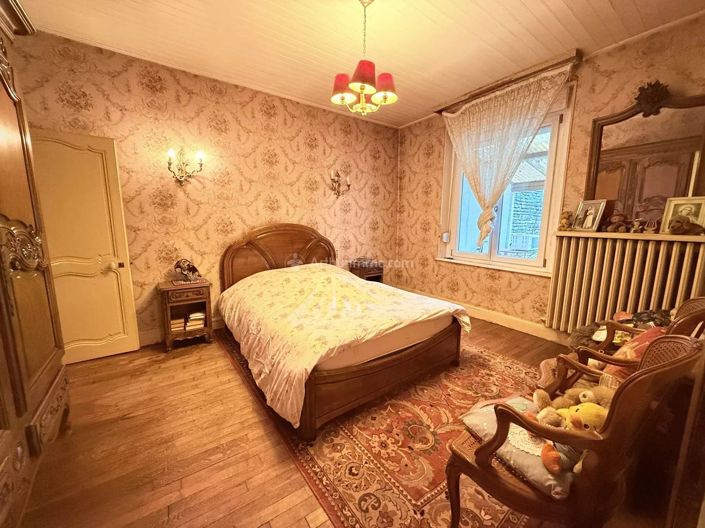 Image No.6-3 Bed House for sale