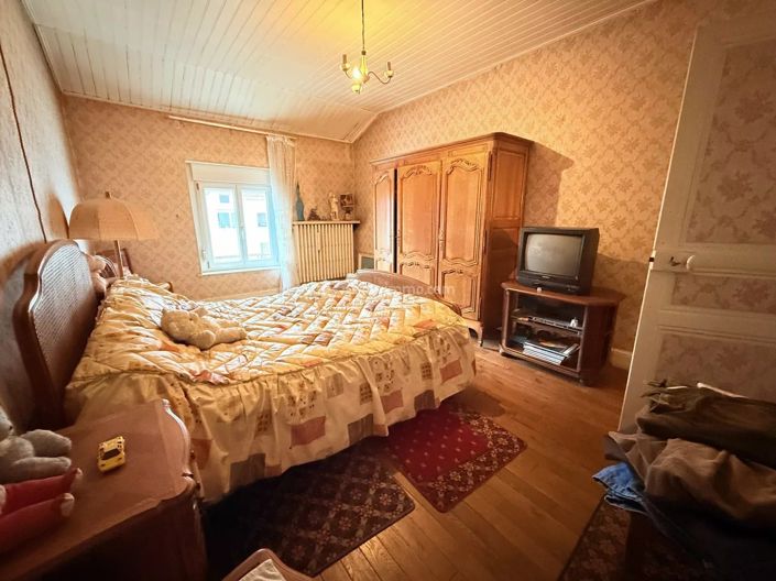 Image No.8-3 Bed House for sale