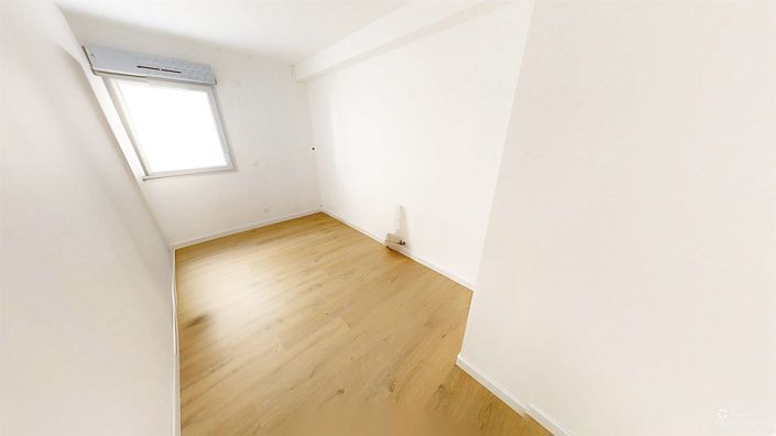 Image No.10-3 Bed Apartment for sale